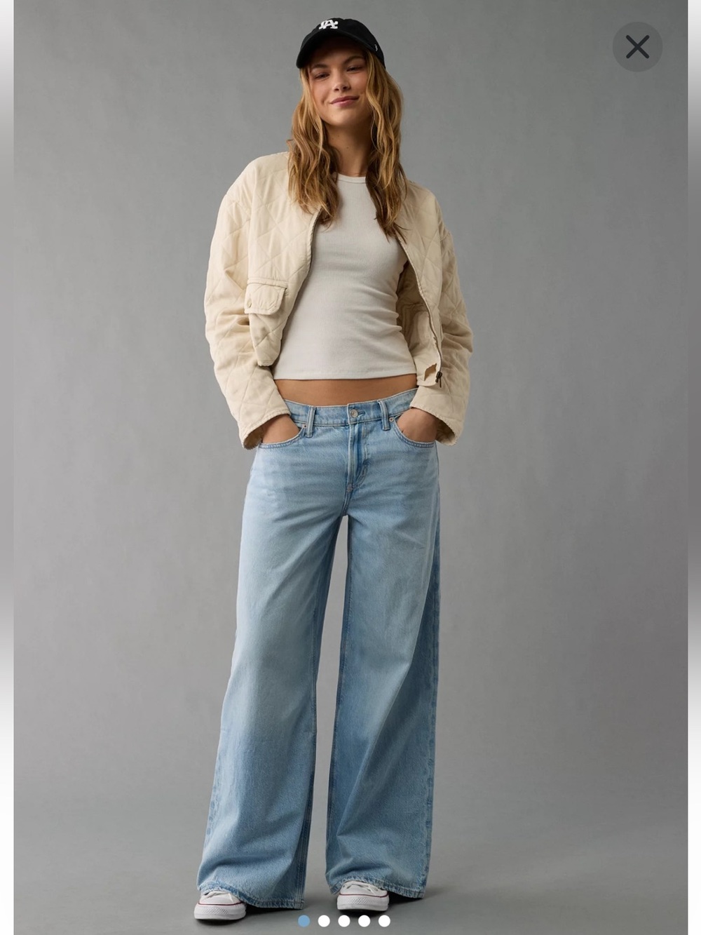 American Eagle Low-Rise Baggy Ultra Wide-Leg Jean